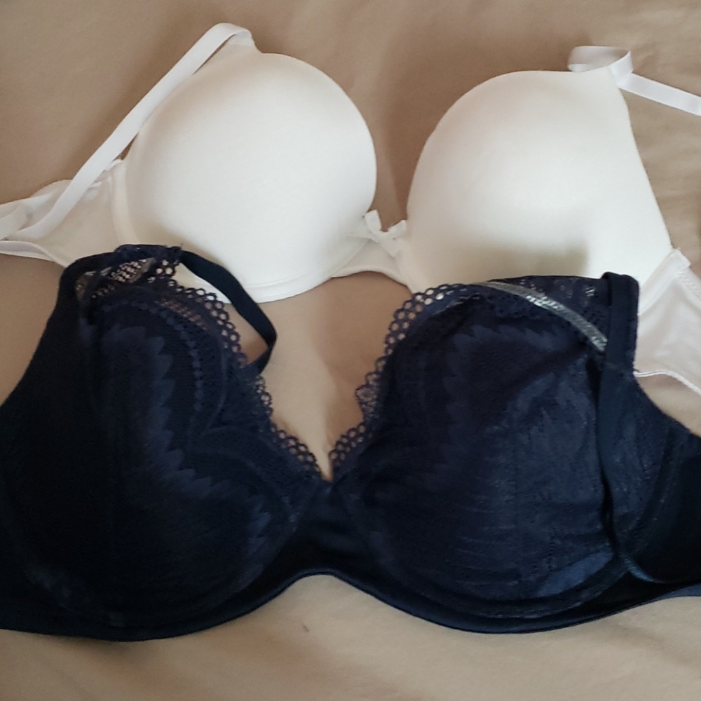 Nwot  bras DONATING SOON